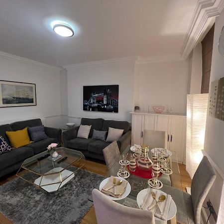 Luxurious 2 Bedroom Apartment In Central Londra Dış mekan fotoğraf